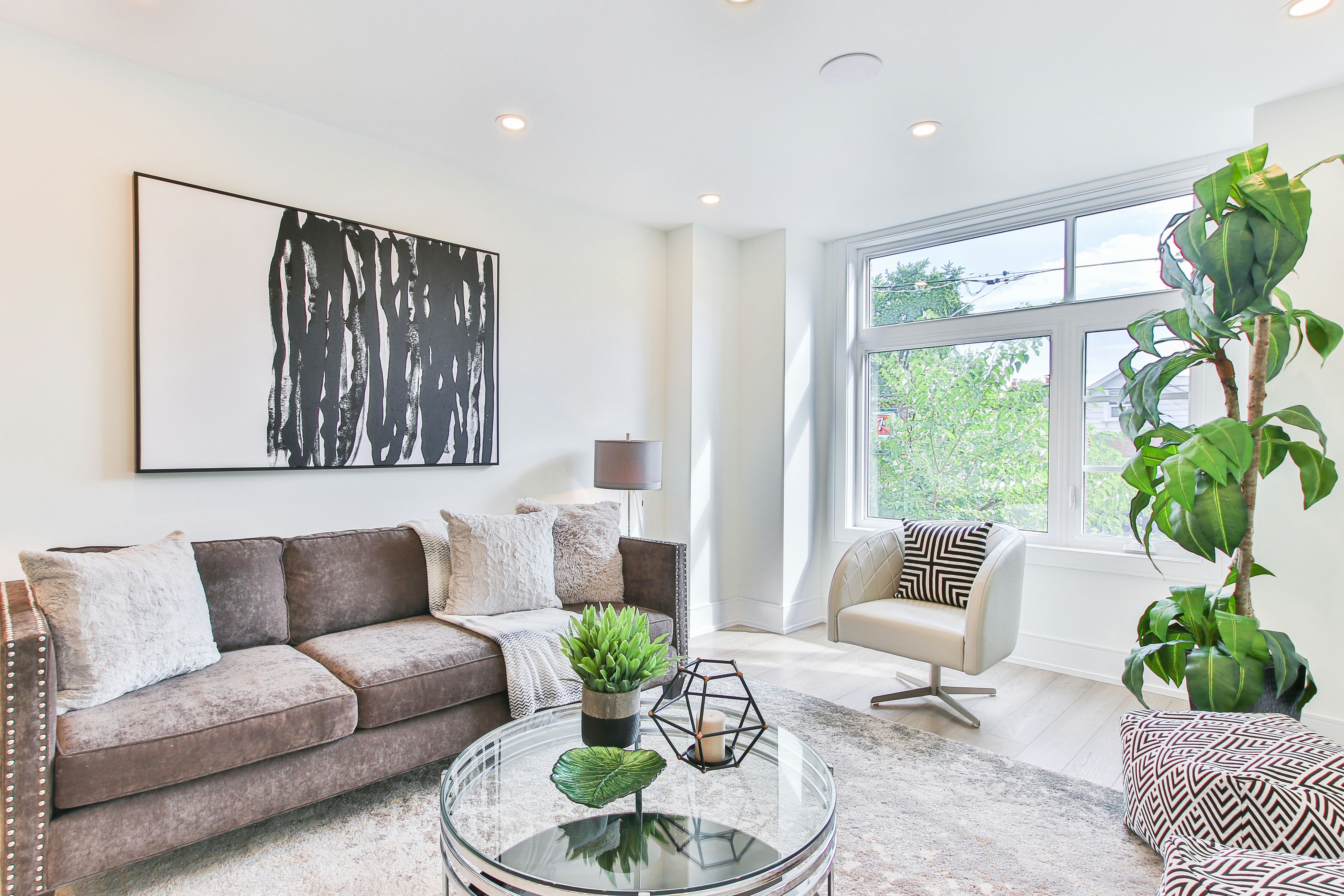 Living Room Recessed lights